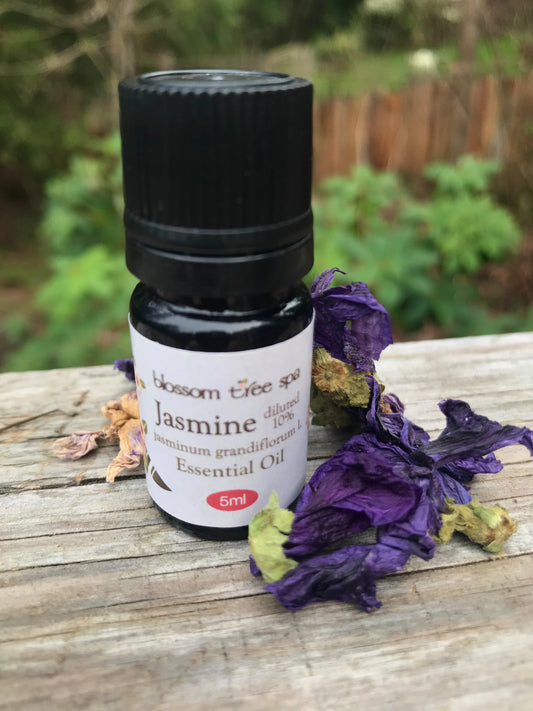 Jasmine essential oil 10% diluted